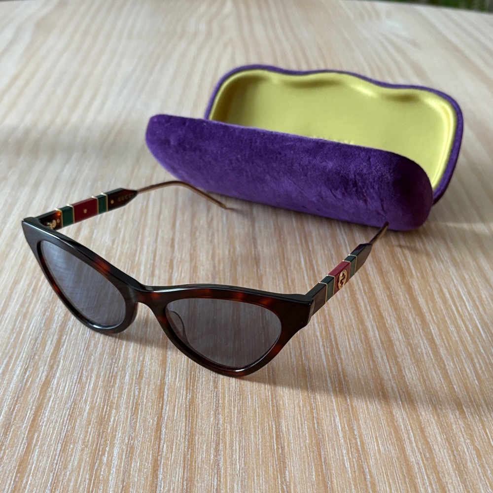 Gucci Brown Cat-Eye Sunglasses - Picture 3 of 7